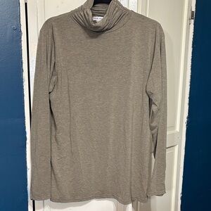 Thyme& Honey Taupe Gray Turtleneck Long-Sleeve Top
